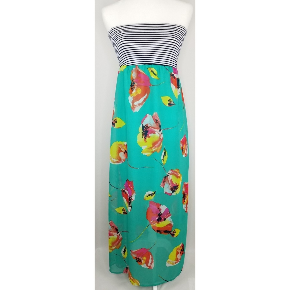 🌵Xhilaration Strapless Striped Floral Dress
